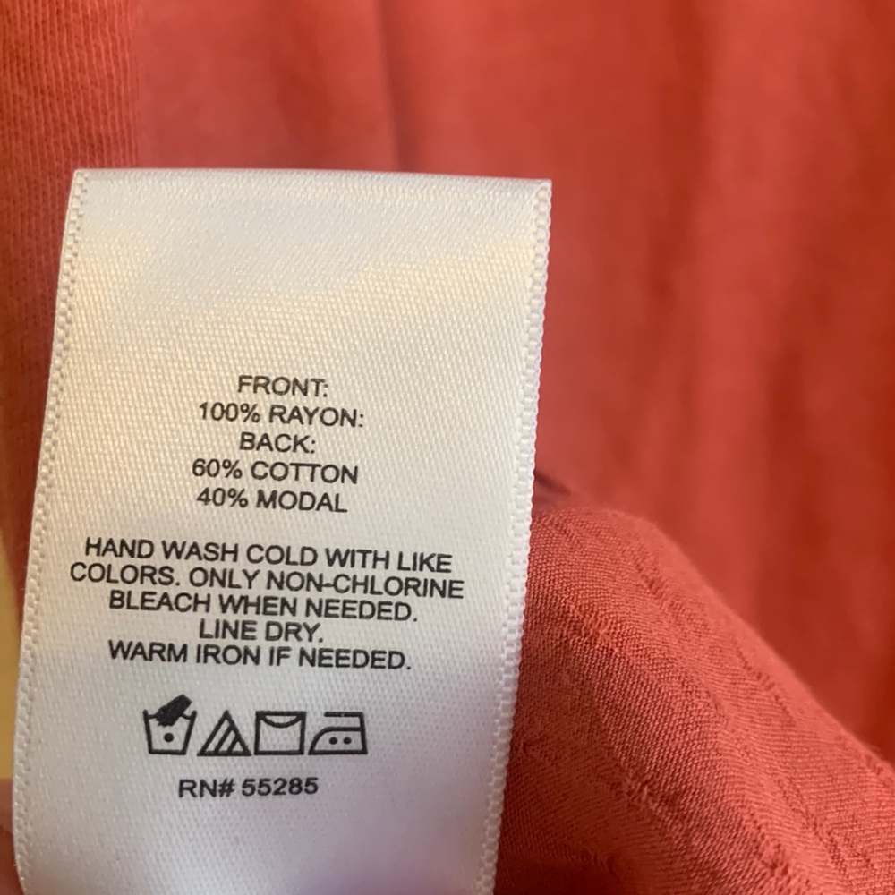 Express peach tank top large - Picture 4 of 4
